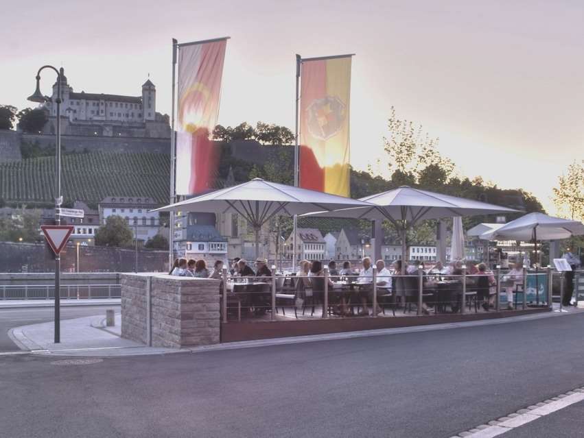 Hotel & Restaurant Walfisch Würzburg Exterior foto